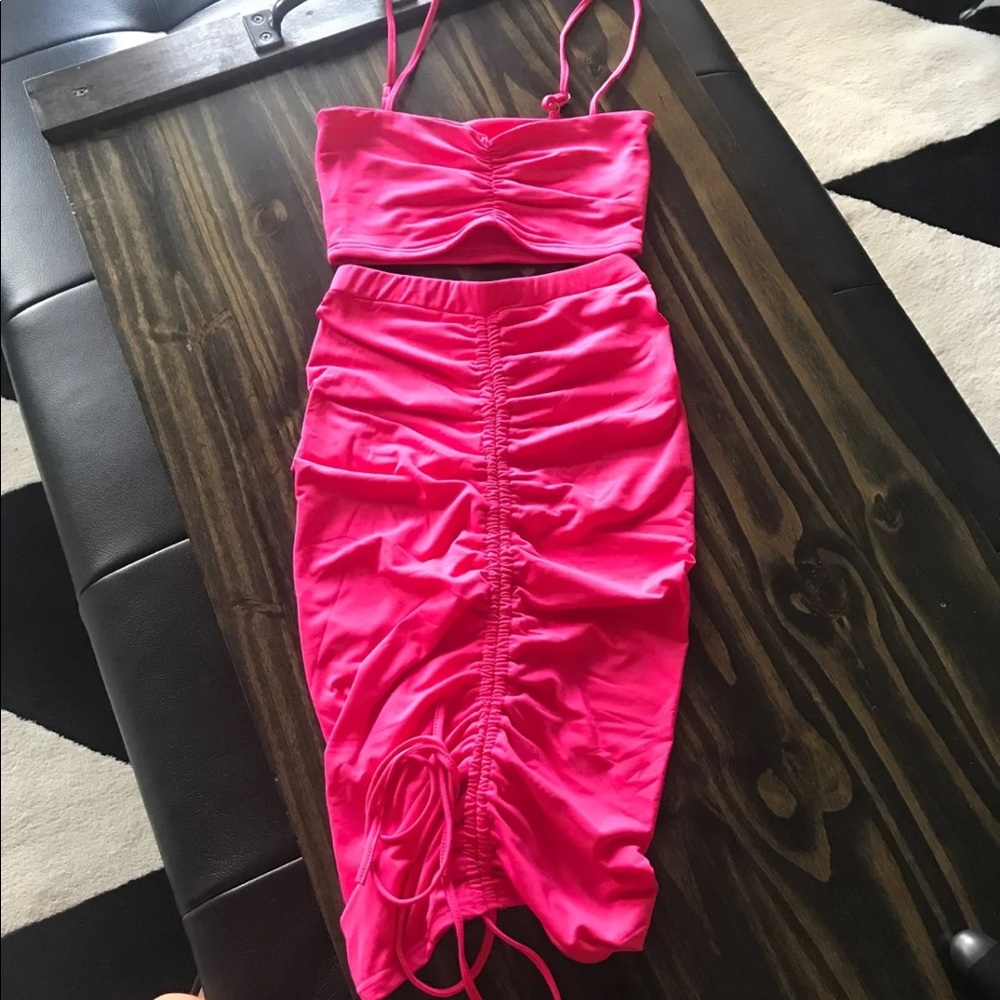 Two Pieces Set Small - image 5